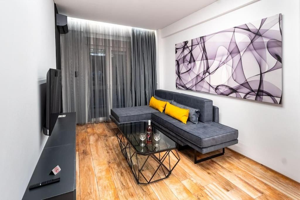 The Modern Flat 25 Apartment Athens Exterior photo
